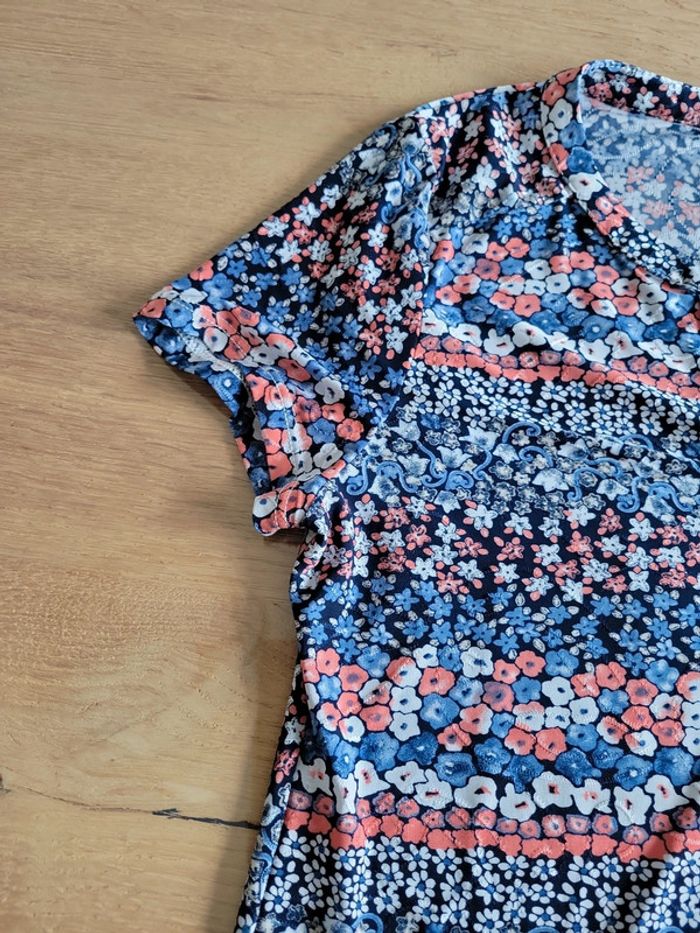 T shirt Armand Thiery taille 2 - photo numéro 4