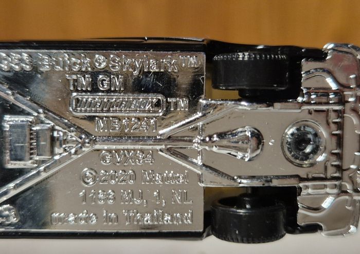 Voiture miniature Matchbox 1953 buick skylark noir - photo numéro 5