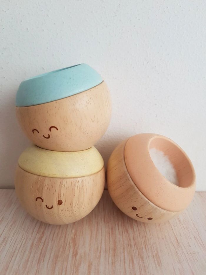 Têtes sensorielles culbuto pastel en bois de Plan toys - photo numéro 2