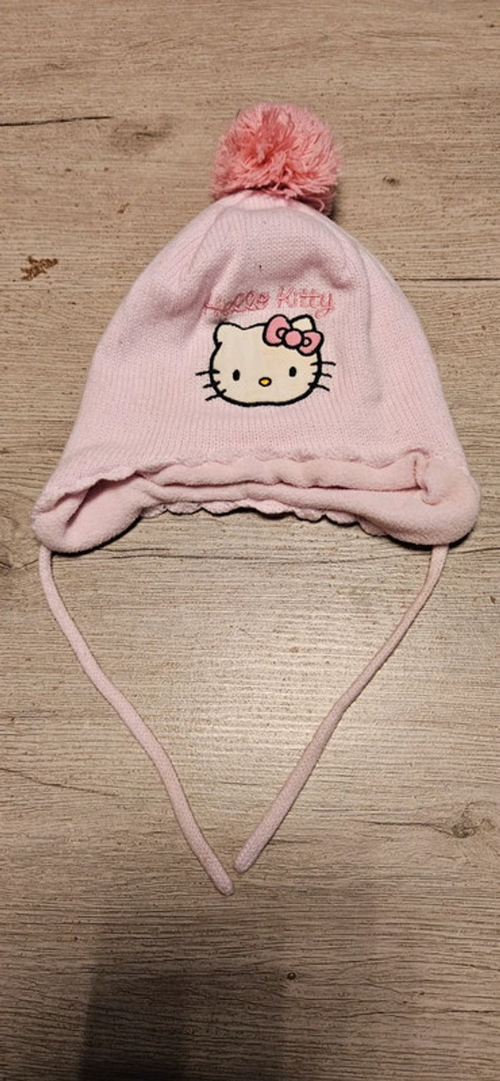 Bonnet doublé rose clair avec pompom Hello Kitty, de chez H&M, taille 12/18 mois, nickel