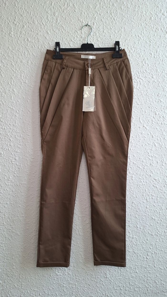 🥳 Lot de pantalons femme – tailles S / 36 – différents styles et marques - photo numéro 5