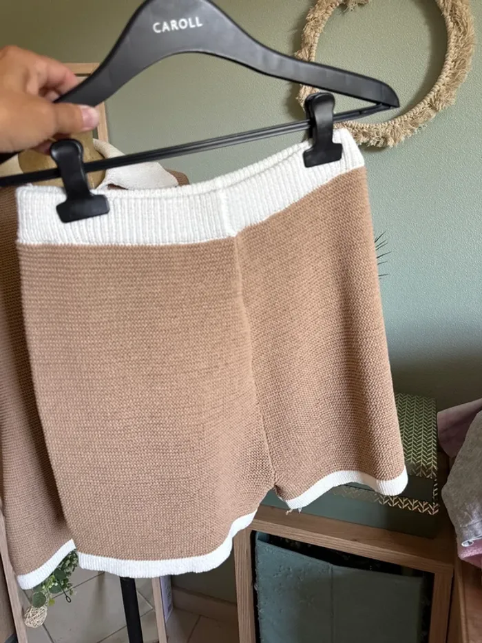 Très bel ensemble en maille short et polo femme - photo numéro 3