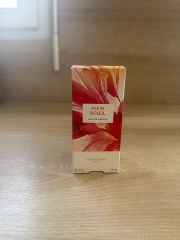Eau de parfum, plein soleil Yves Rocher neuf