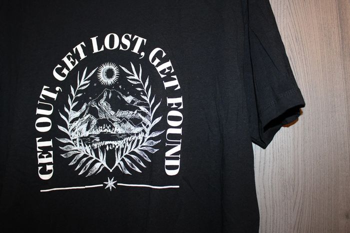 Teeshirt - photo numéro 2