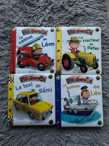 Lot de 4 livres P'tit garçon (1,2,8 et 16)