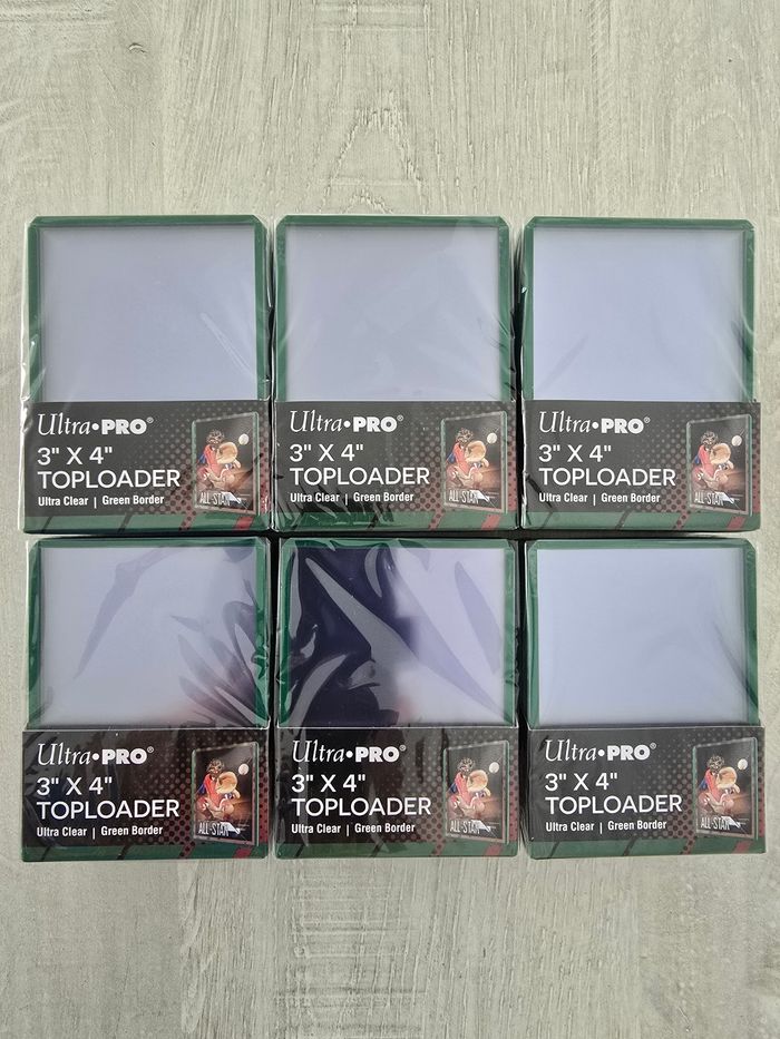 Lot de 6 paquets de 25 Toploaders Vert Ultra Pro
