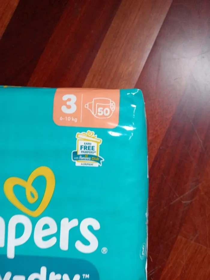 Couches Pampers taille 3 - photo numéro 2