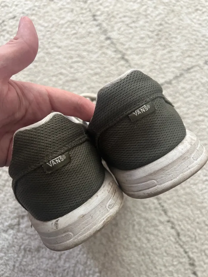 Vans kaki - photo numéro 5