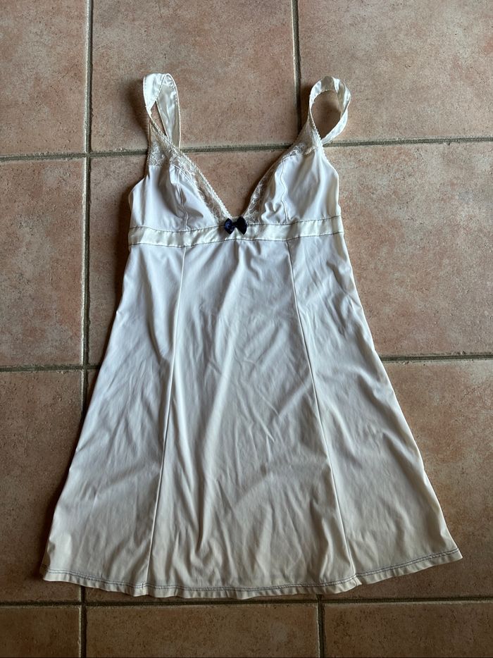 Chemise nuit / nuisette blanche Daniel Hechter Taille 38-40