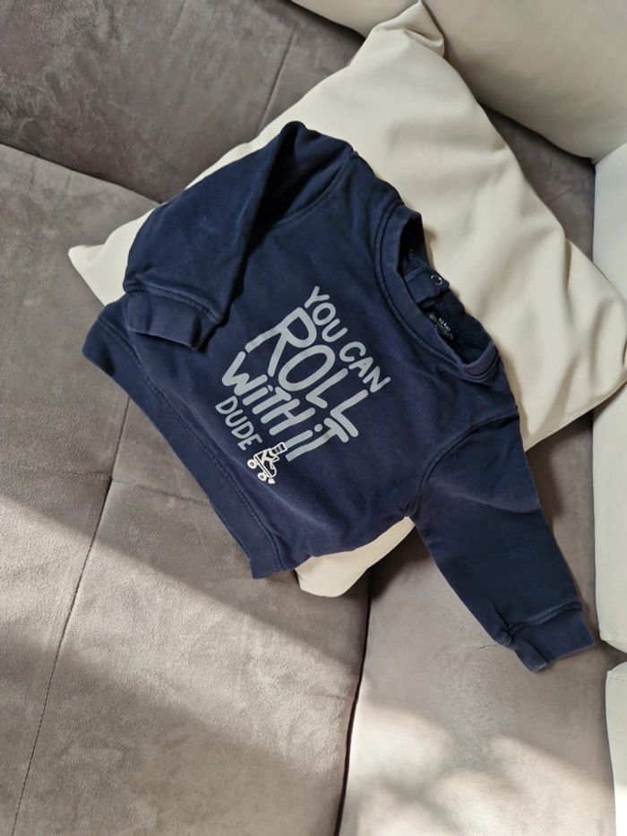 Sweat kiabi bebe 12 / 18 mois