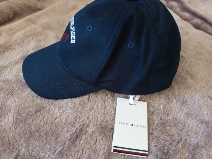 Casquette neuve Tommy Hilfiger 52-57cm - photo numéro 10
