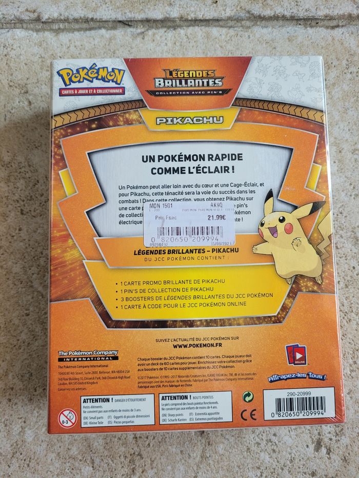 Légendes brillantes pin's collector pikachu coffret - photo numéro 3