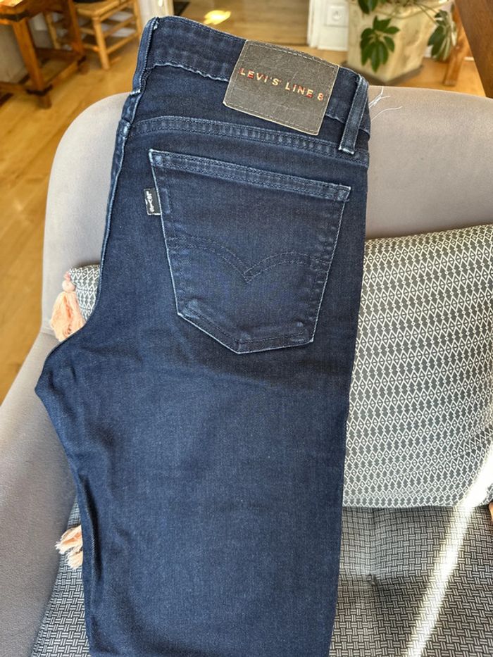 Jeans Levis lune 8 - photo numéro 2