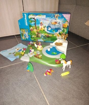 Lot de Playmobil 4137 très bon état princesse fontaine Royale complet