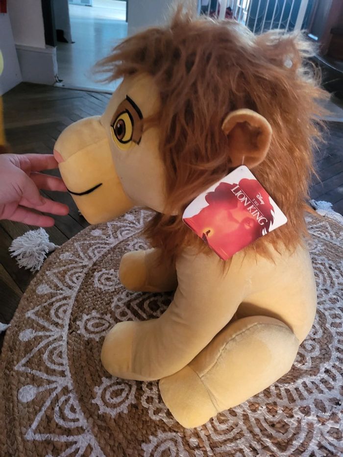 Grande peluche roi lion Disney - photo numéro 2