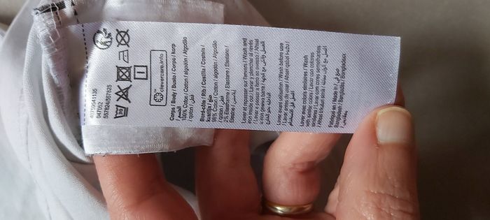 Tshirt manche courte 14 ans - photo numéro 9