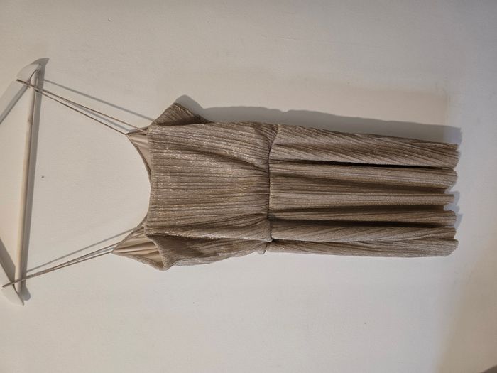 Robe Scintillante Dorée - photo numéro 3