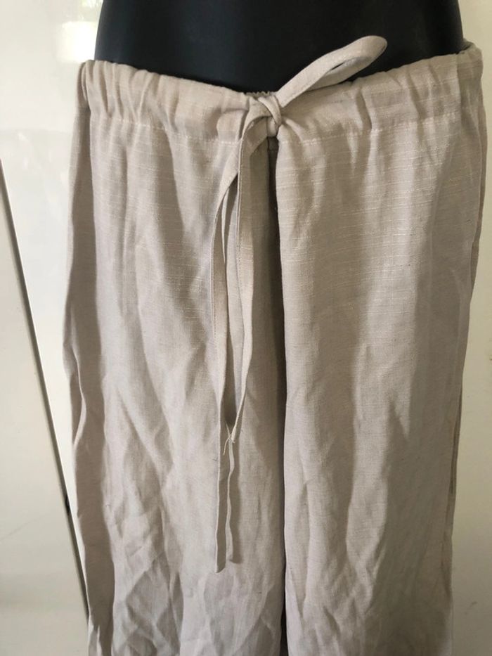 Pantalon à jambes large . Taille L/XL - photo numéro 2