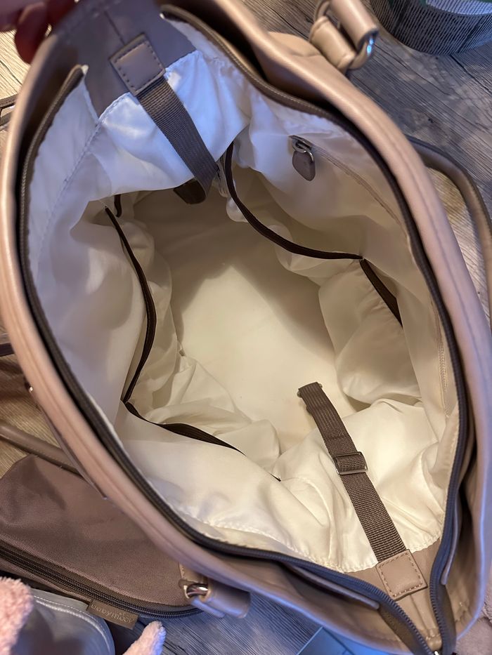 Sac à langer en cuir Babymoov - photo numéro 4