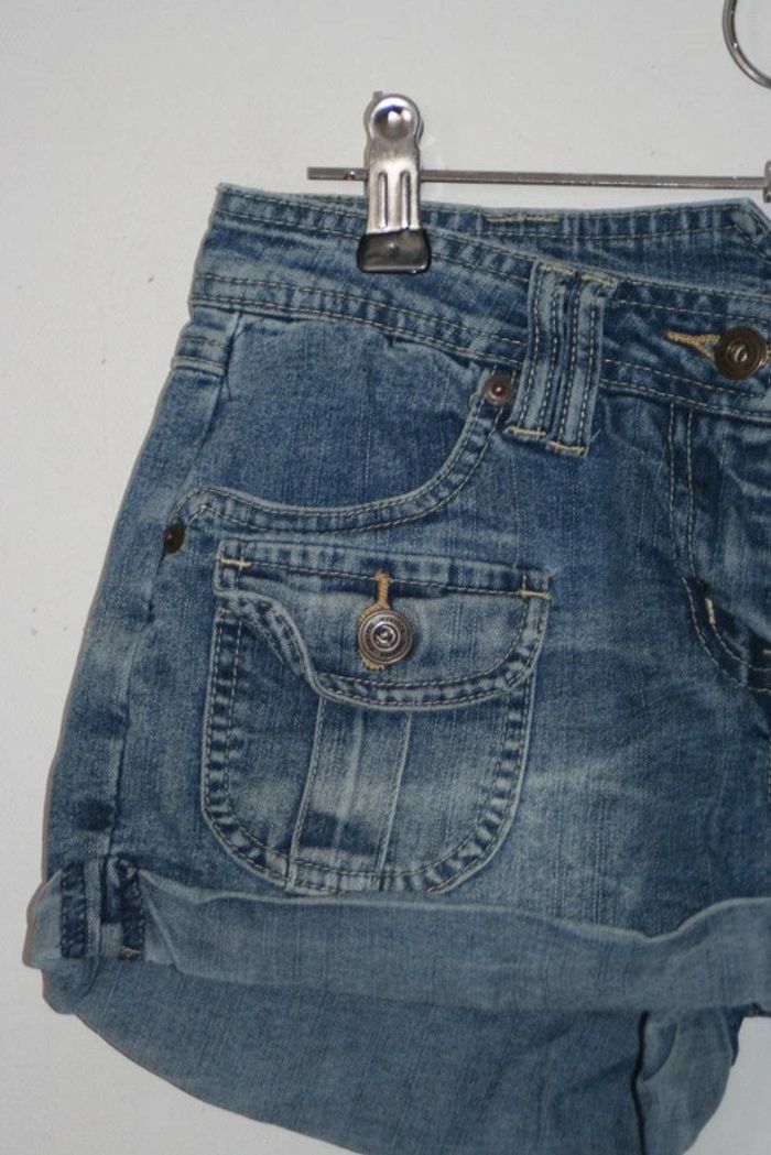Short en jeans Jennyfer taille 36 - photo numéro 2
