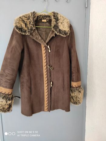 Jolie veste 3/4 marron taille 40 très bon état