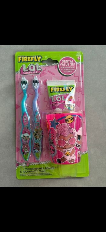 Kit de 2 brosses à dents Poupée lol