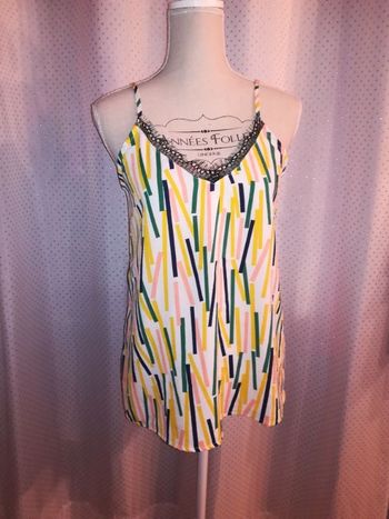 top dentelle avec motifs colorés, taille S, TBE !
