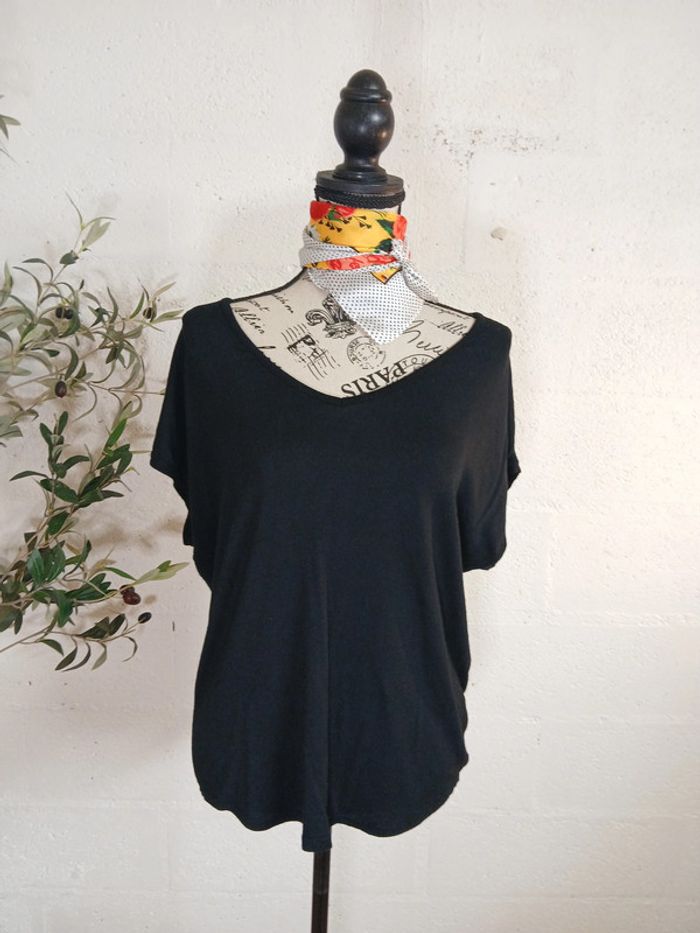🖤 T-shirt noir fluide col V – Be fun – Taille L/XL – Bon état - photo numéro 7