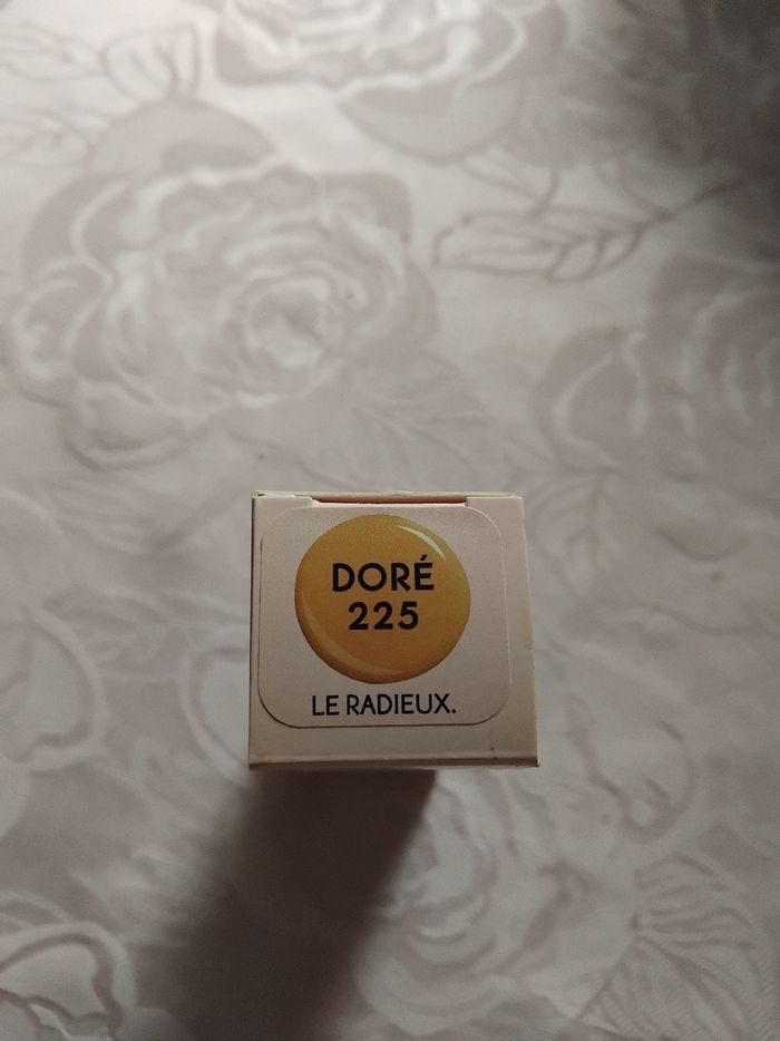 Fond de teint - photo numéro 2