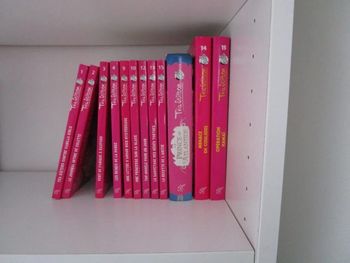 Lot 12 Téa Stilton TBE