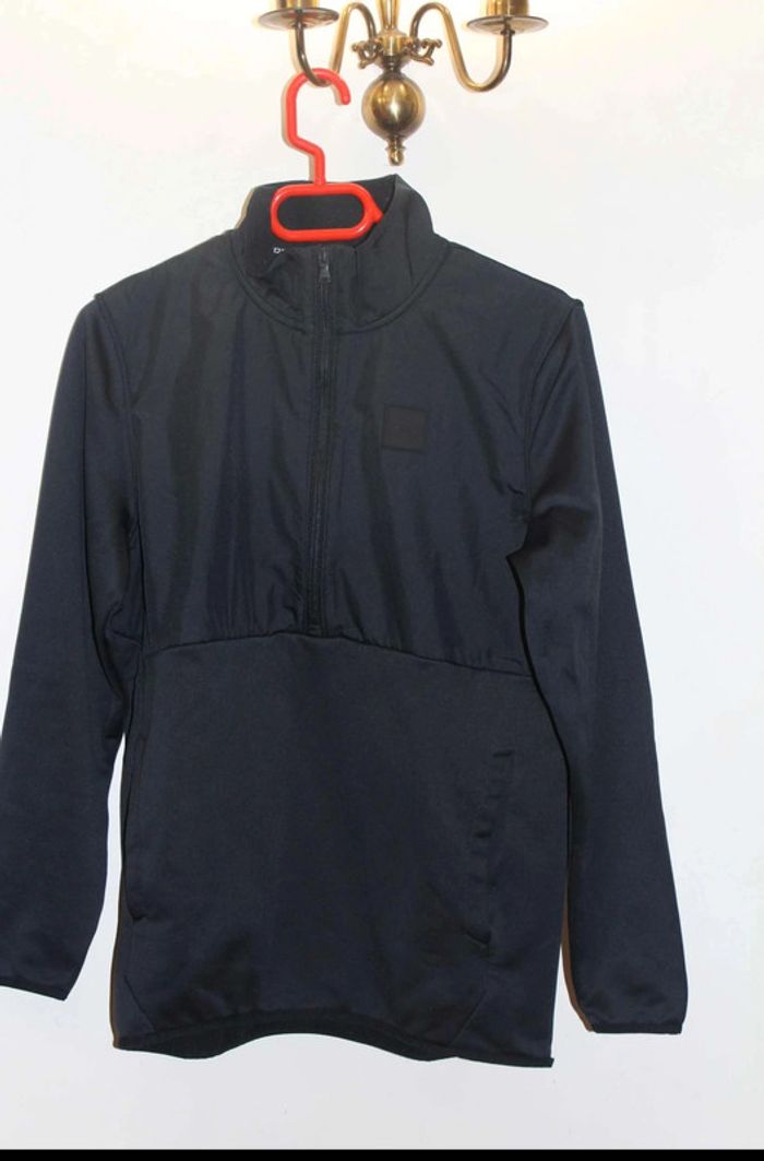 ensemble  jogging  3 pièces - photo numéro 2