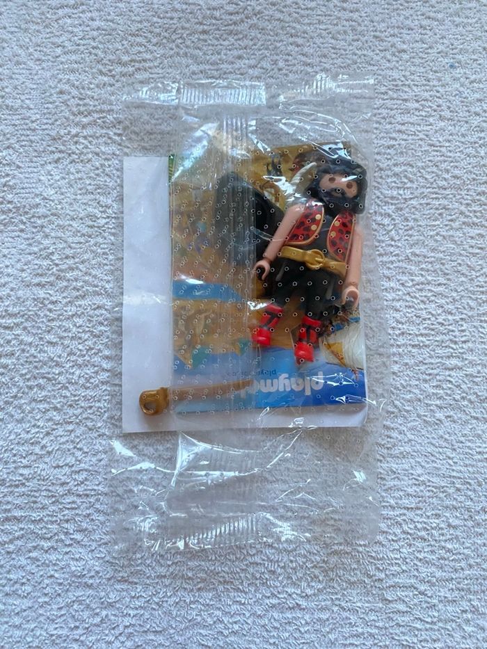 Figurine playmobil pirate - photo numéro 3