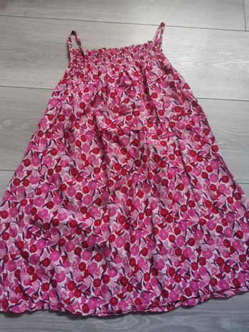 Robe légère dpam 8 ans excellent état