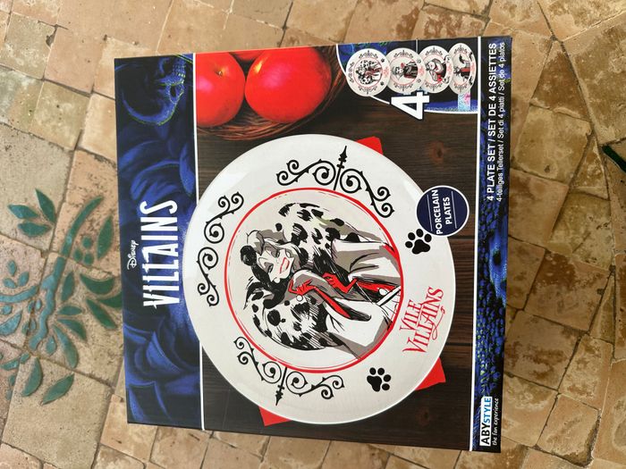 set de 4 assiettes en porcelaine - photo numéro 2