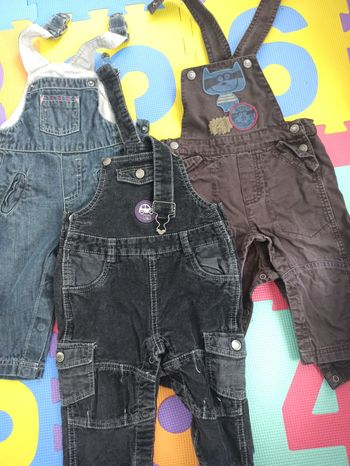 Lot de trois salopettes 12 mois