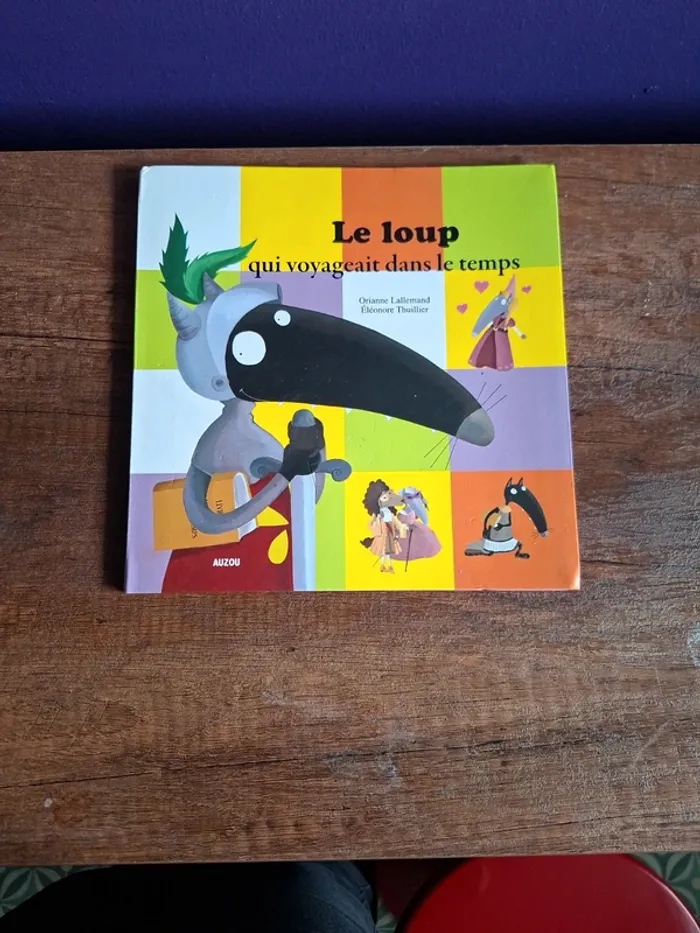 Livre Le loup qui voyageait dans le temps