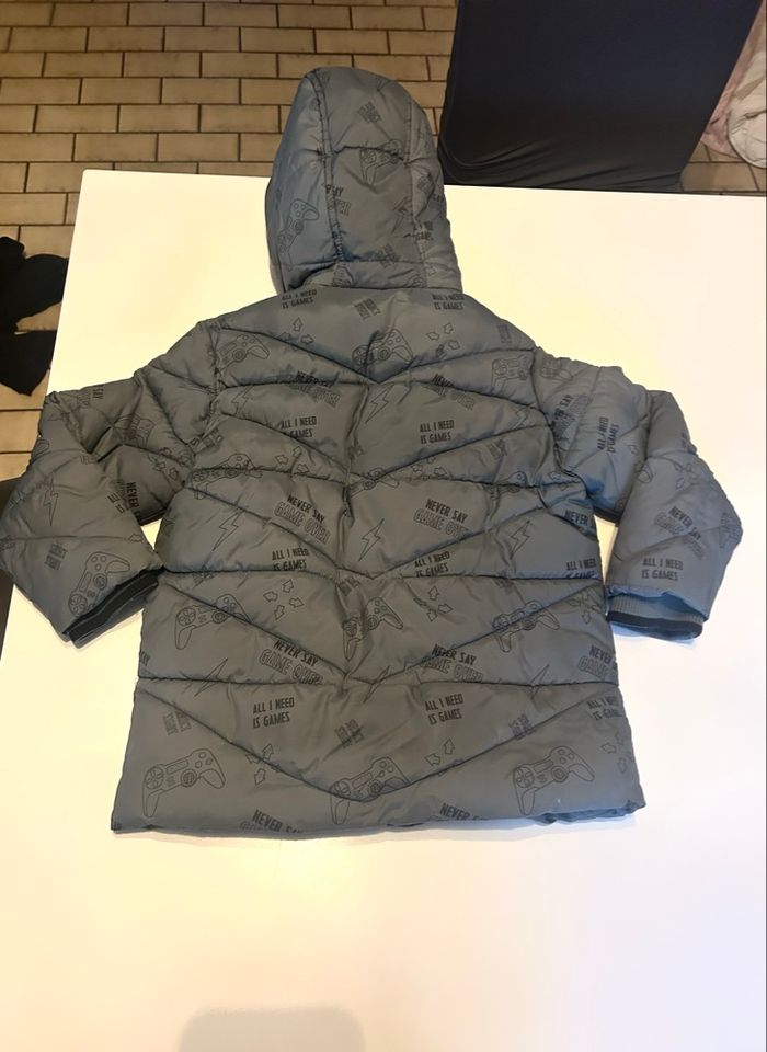 Manteau Hiver chaud TRÈS BON ÉTAT garçon taille 6 ans couleur gris - photo numéro 8