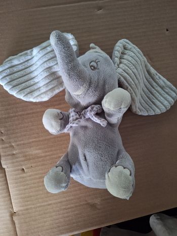 Peluche dumbo 