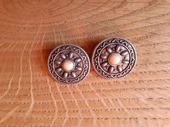 boucles d'oreilles argentés perles