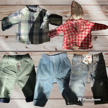 Lot vêtements bébé