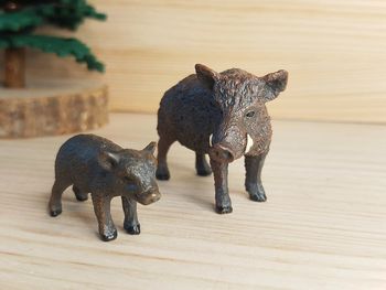Figurine sanglier et marcassin Animal de la forêt