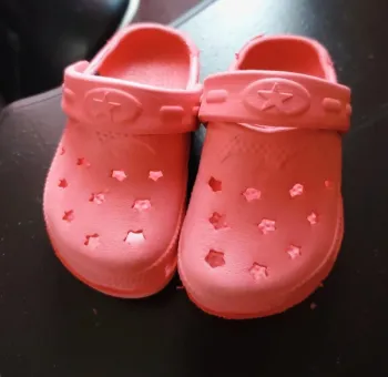 Lot chaussures bébé fille taille 18 19
