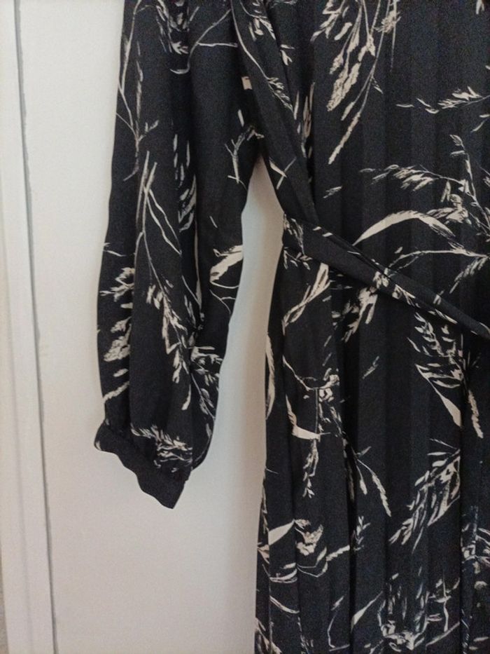 Magnifique robe longue toute plissée - photo numéro 5