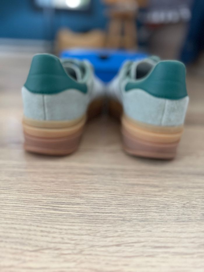 Adidas gazelle Bold kaki - Pointure 38 - photo numéro 3