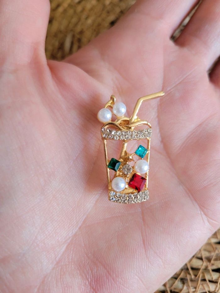 Broche verre à cocktail