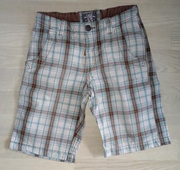Bermuda à carreaux bleu gris blancs LOGG 
T. 140 cm