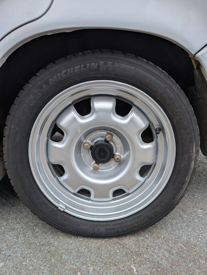 4 centres de roues Renault Super 5 - photo numéro 3