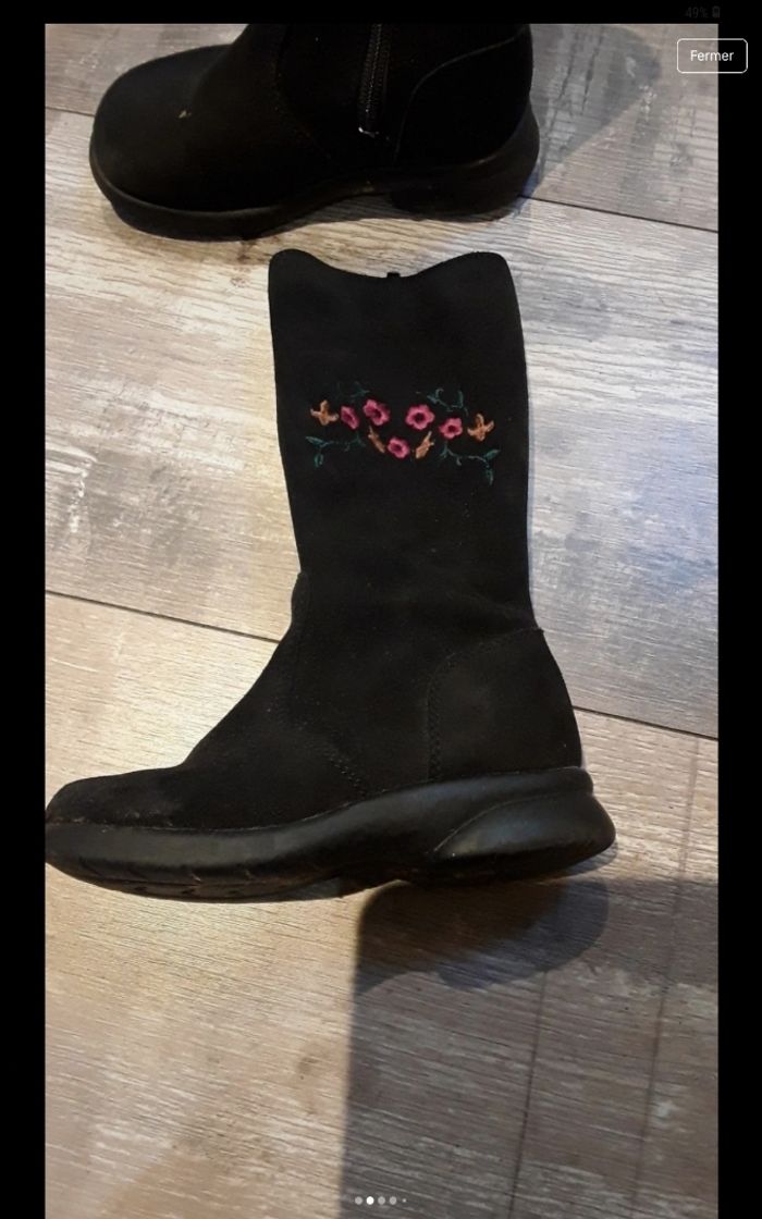 Botte noir avec fleur - photo numéro 2