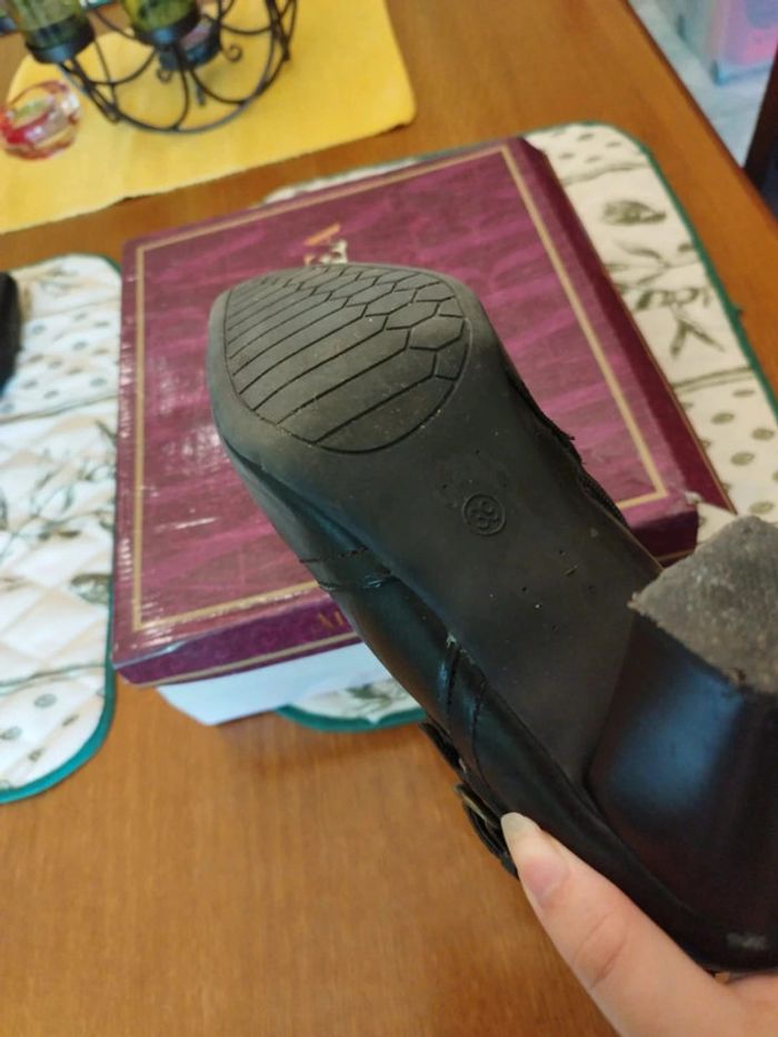 Bottines noires similicuir taille 39 Altramarea - photo numéro 15
