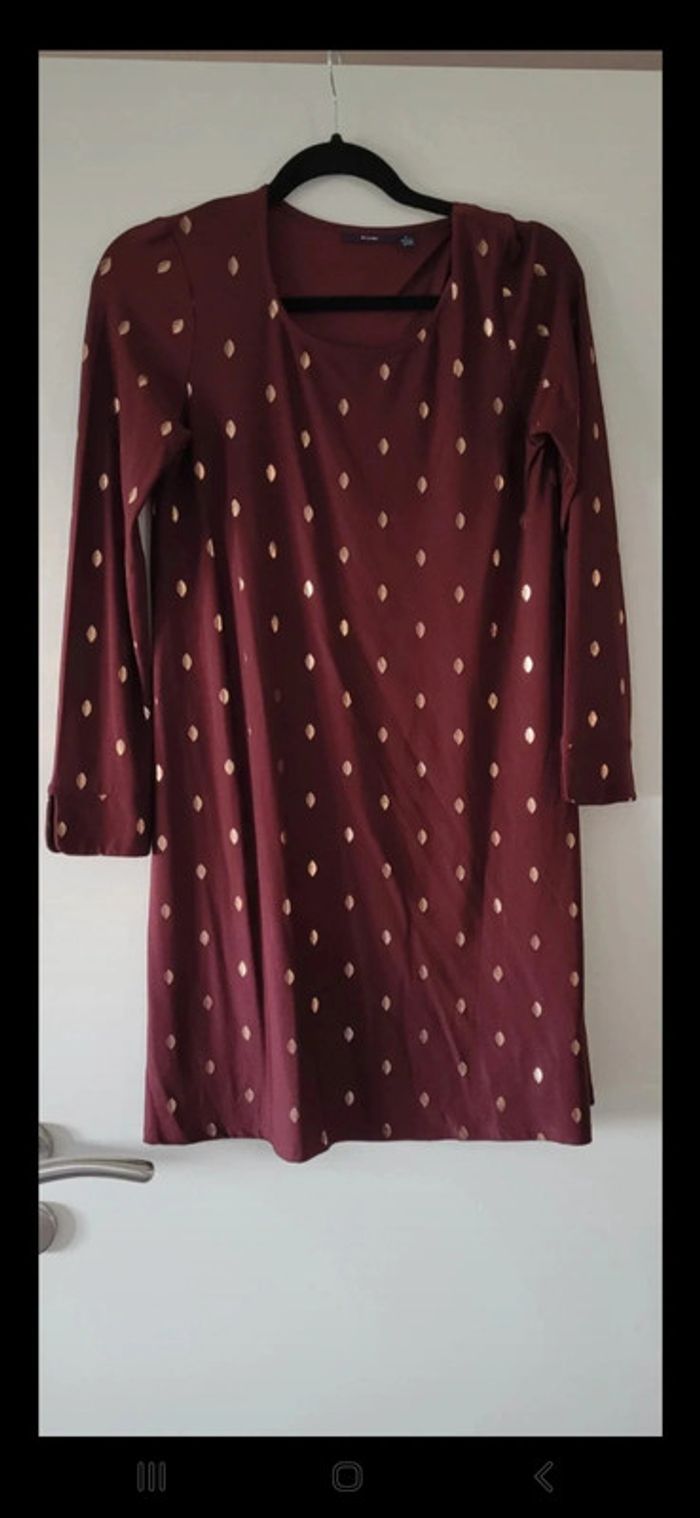 Robe bordeaux et dorée kiabi taille s neuve